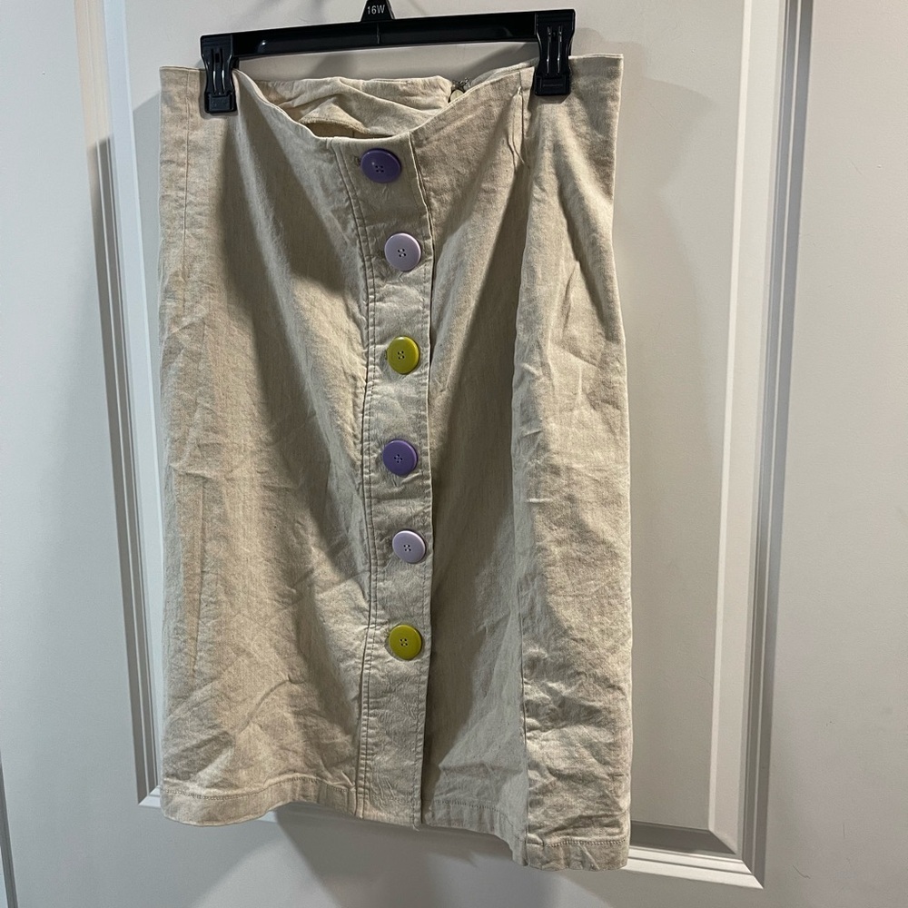 Eva.Mendes Stylish Cream Skirt with Colorful Buttons Made In Vietnam Linen Rayon